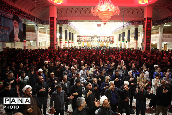 مراسم سالروز شهادت امام جعفر صادق(ع) در حرم کریمه اهل بیت(س)