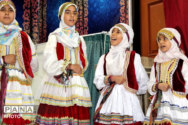  اختتامیه جشنواره استانی سرود مقاومت در شیروان
