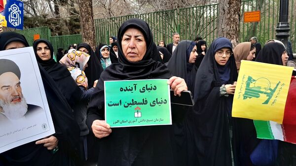 سنگ تمام مردم کرج در راهپیمایی روز قدس 