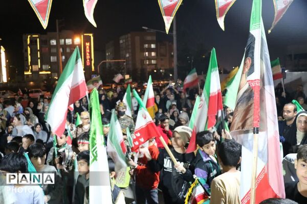 گردهمایی عظیم نسل نو؛ دهه نودی‌های جان‌فدا