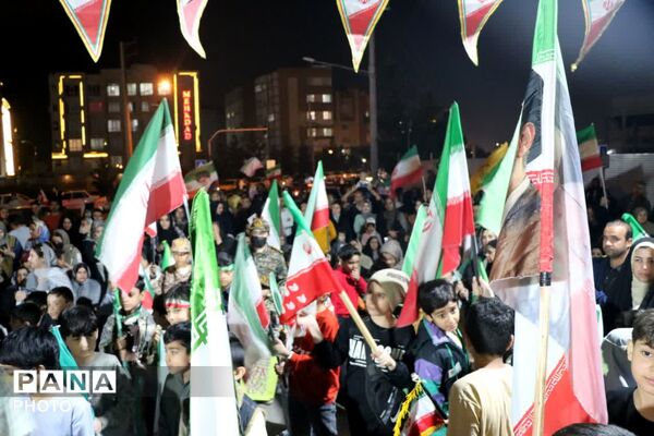 گردهمایی عظیم نسل نو؛ دهه نودی‌های جان‌فدا