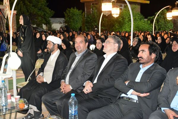 هفته‌ای برای ستایش دانایی؛ جشن معلمان در تالار ملک برگزار شد