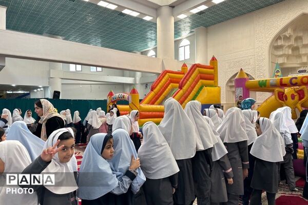 جشن بندگی وآغاز فصل تازه‌ای از مسئولیت وایمان 