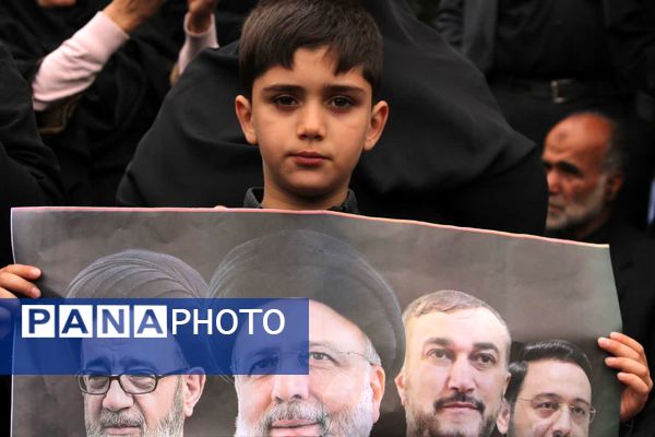 مراسم تشییع شهدای خدمت در تبریز 