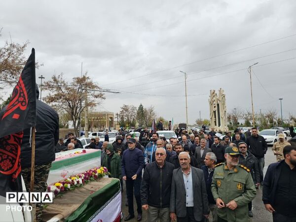 مراسم تشییع و تدفین پیکر پاک شهیدان والامقام محمد رنجبر کهن و مجید رستمی در نظرآباد