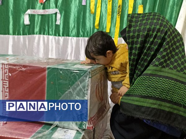 حضور پیکرهای مطهر شهدای گمنام در مدارس