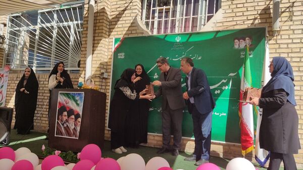 از لبخند دانش‌آموزان تا آغاز یک مسیر تازه