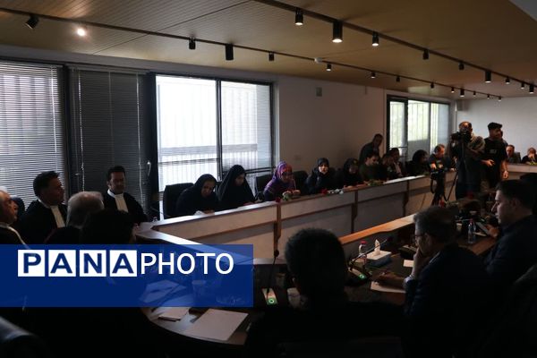 نشست خبری هیأت مدیره کانون وکلای دادگستری فارس و کهگیلویه بویر احمد با اصحاب رسانه