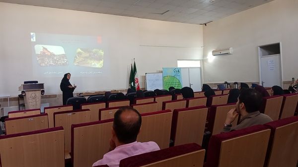 کارگاه آموزشی محیط زیستی برای مراقبین سلامت ناحیه هفت مشهد