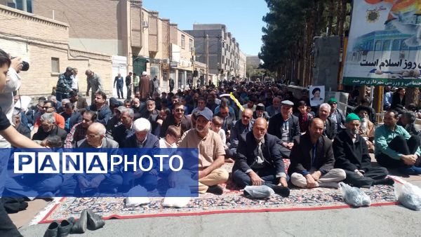 حضور پر‌شور مردم شهرستان بیرجند در راهپیمایی روز جهانی قدس 
