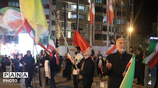 ایران حسین تا ابد پیروز است