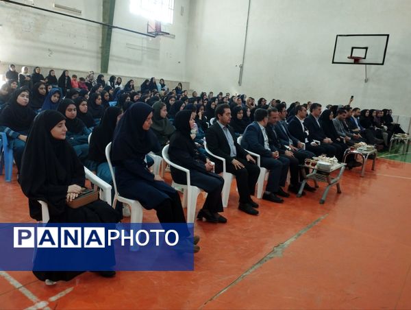 نواختن زنگ جوانه‌ها در شیروان