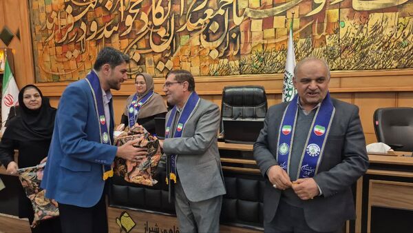 نشست هم‌اندیشی مسئولان سازمان دانش‌آموزی استان فارس روز دوم