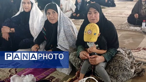 حضور پرشور کودکان در نماز جمعه یاسوج