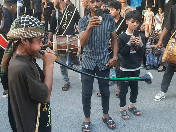 آیین سنتی علم‌گردانی در شهرستان میناب 
