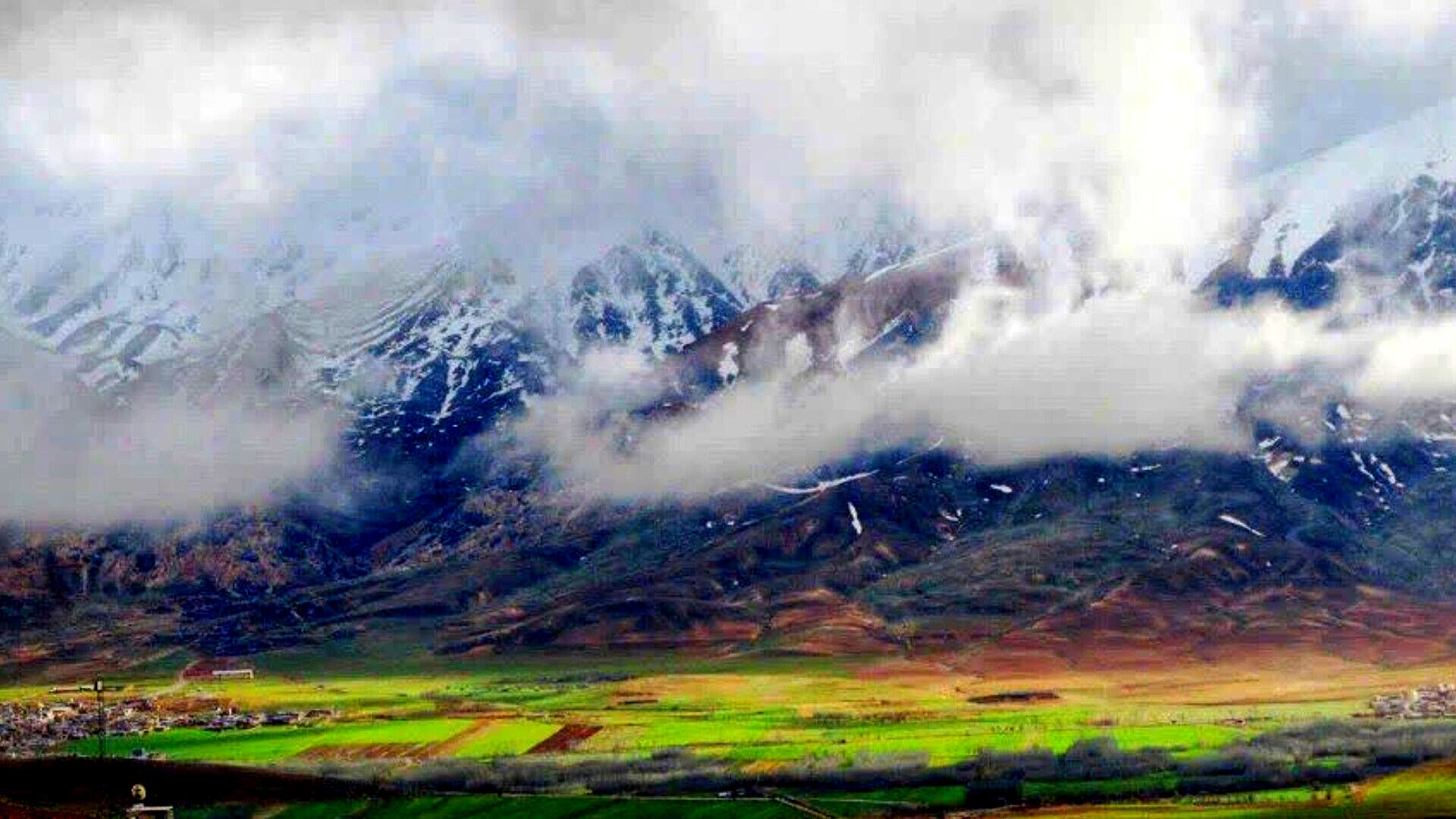 جادوی طبیعت روستایی در قاب رنگ و نور