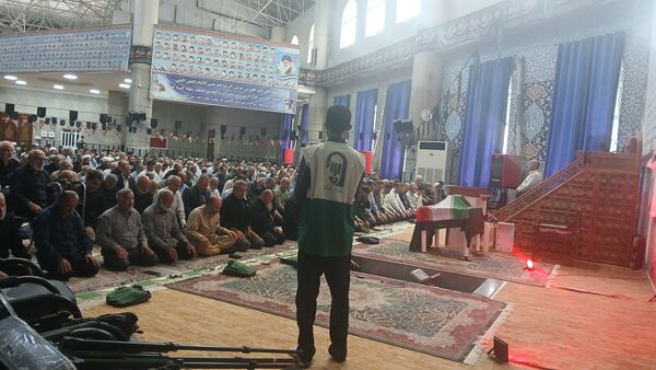 نماز جمعه سدی محکم در برابر دشمن