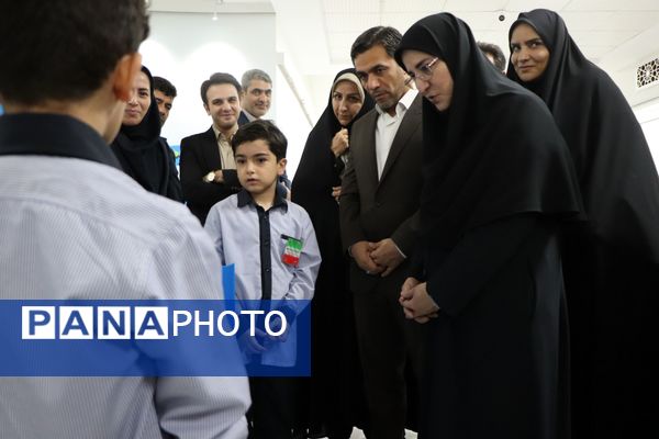 افتتاح نمایشگاه آثار برتر طرح جابربن حیان در استان زنجان