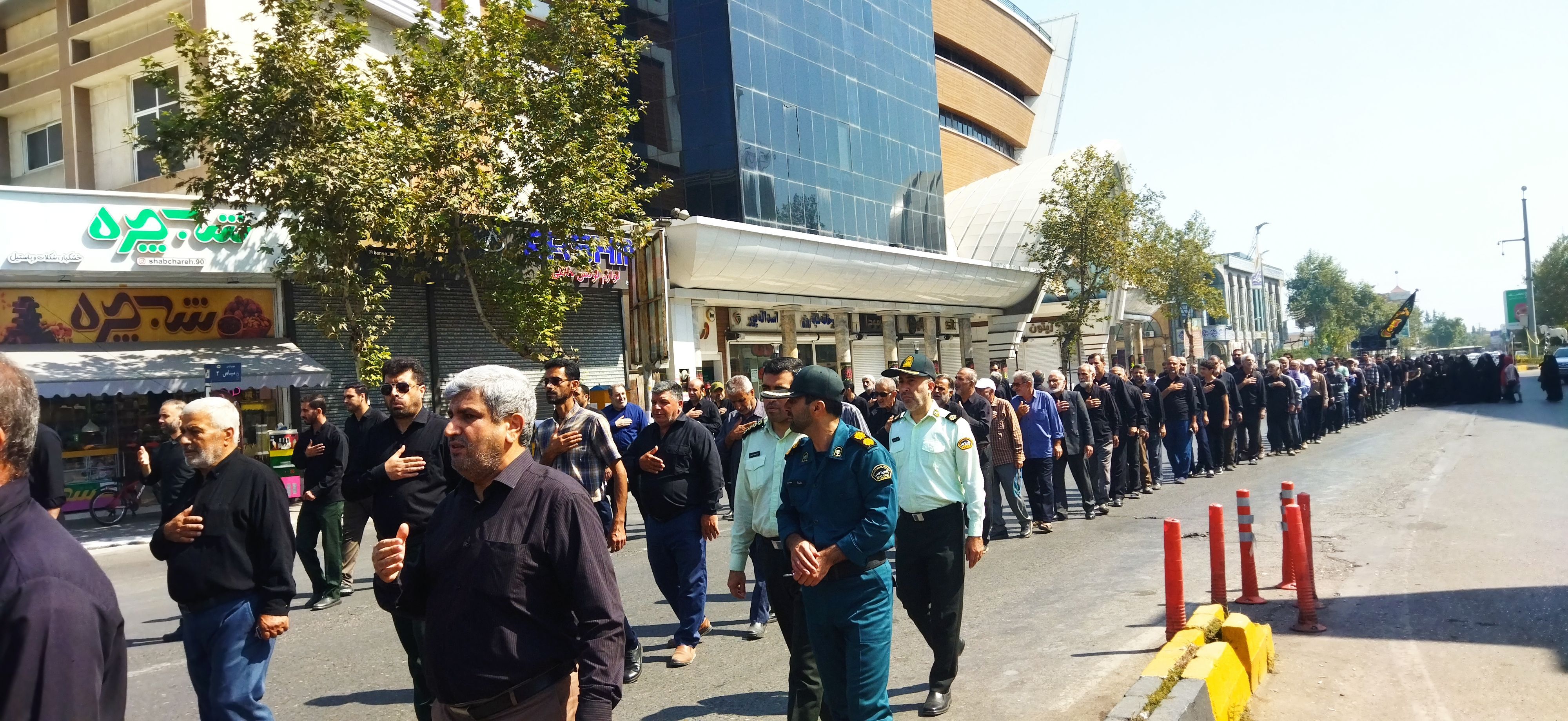 راهپیمایی عزاداران قائمشهری در سالروز رحلت رسول اکرم (ص) و امام حسن مجتبی (ع)