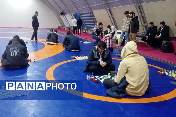 برگزاری مسابقات شطرنج دانش‌آموزی در بهارستان ۲