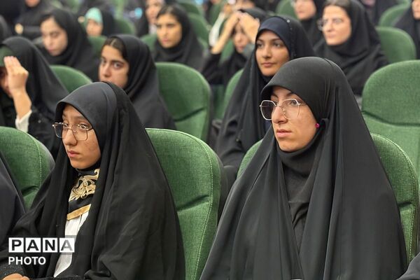 تقدیر از برگزیدگان مسابقات قرآن، عترت، نماز و فرهنگی‌هنری ملارد 