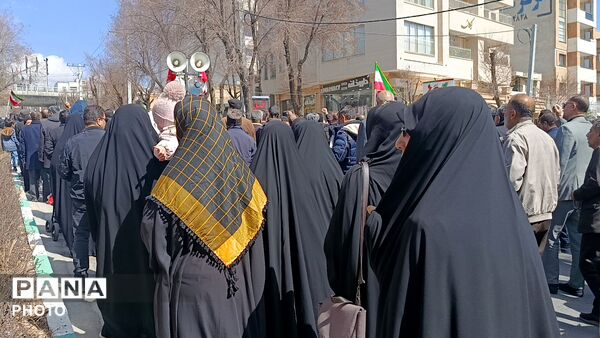 برگزاری بیعت مردم شهرکرد با فرمانده کل قوا