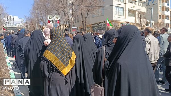 برگزاری بیعت مردم شهرکرد با فرمانده کل قوا