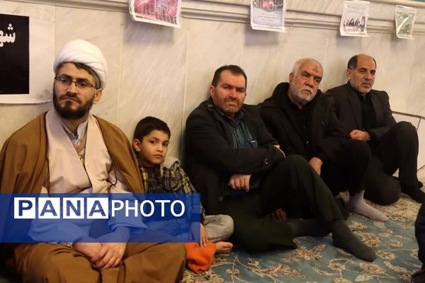 مراسم شب شهادت امام موسی کاظم (ع) در آستان مقدس امامزاده عباس بن موسی (ع) بجنورد 