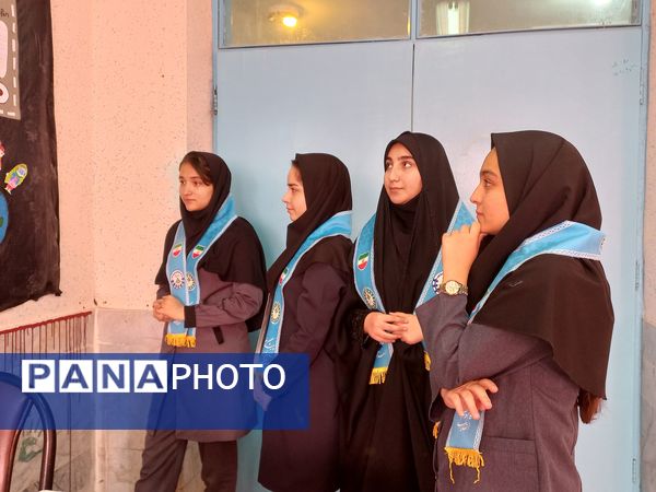 افتتاح مدرسه انقلاب در دبیرستان فاطمه الزهرا آشخانه