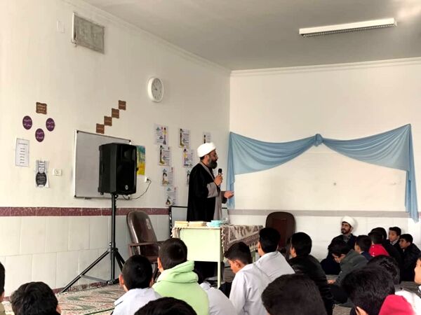 گرامیداشت ایام فاطمیه در دبیرستان خاتم الانبیا خاتم