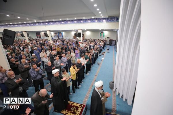 برپایی آیین عبادی و سیاسی نماز جمعه شهرستان ساوجبلاغ