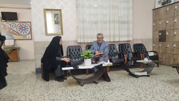 بازدید معاون آموزش متوسطه استان از دبیرستان شاهد تکتم ناحیه ۳ مشهد