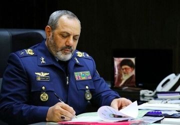 تبریک وزیر دفاع به فرمانده نیروی هوایی ارتش