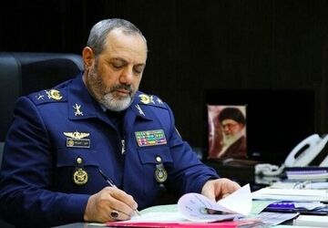 تبریک وزیر دفاع به فرمانده نیروی هوایی ارتش