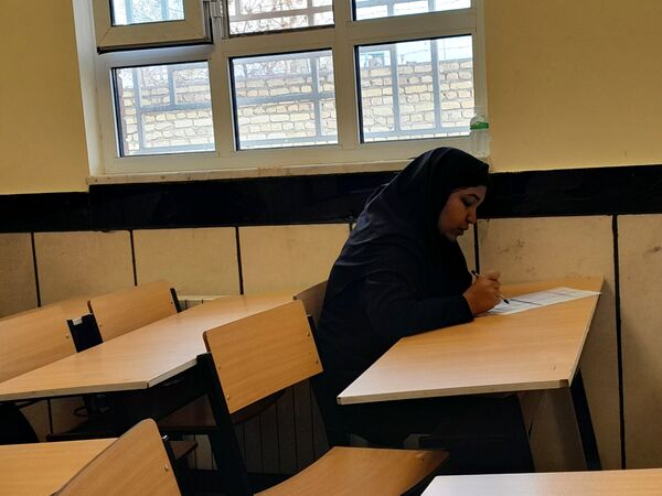 امتحانات نوبت اول در دبیرستان مادرمهربان خلیل آباد