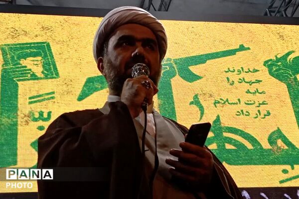 شور و حماسه مردمان شهرستان قرچک در صد و هفتمین شب از تجمعات مردمی