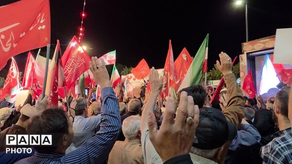 وداع مشهدی‌ ها با لاله‌های خونین خیابان اقبال لاهوری در بلوار وکیل‌ آباد از قاب پانا
