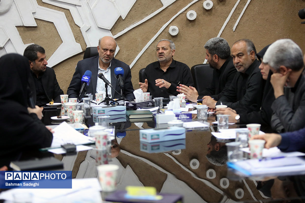 نشست مدیران وزارت آموزش و پرورش با اعضای کمیسیون آموزش مجلس