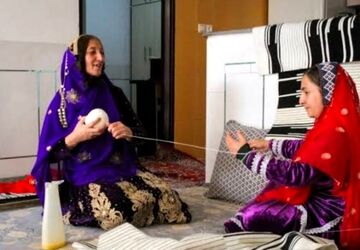 چوقا‌ بافی؛ نقشی ماندگار و فرهنگ بختیاری در الیگودرز 