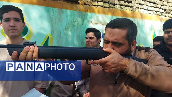 مسابقات تیراندازی یادواره شهدای امنیت دانش آموز نیشابوری 