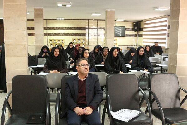 رونمایی از بسته «ایرانمون» و تشریح شیوه‌نامه‌های جدید پرورشی در فیروزکوه
