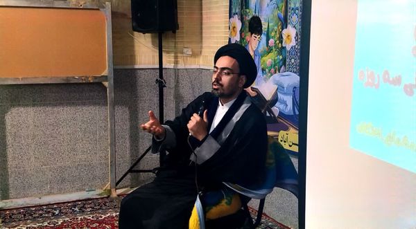 مراسم معنوی اعتکاف دانش‌آموزی در حسن‌آباد جرقویه علیا 