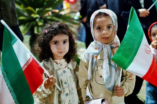 اجتماع حامیان آرمان‌های انقلاب اسلامی در گلوگاه 