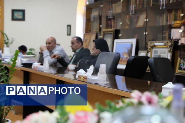 نشست شورای سازمان دانش‌آموزی یزد 