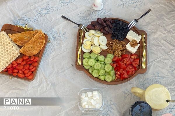 صبحانه‌ای برای سلامت؛ طعم نشاط در مدرسه مهردخت