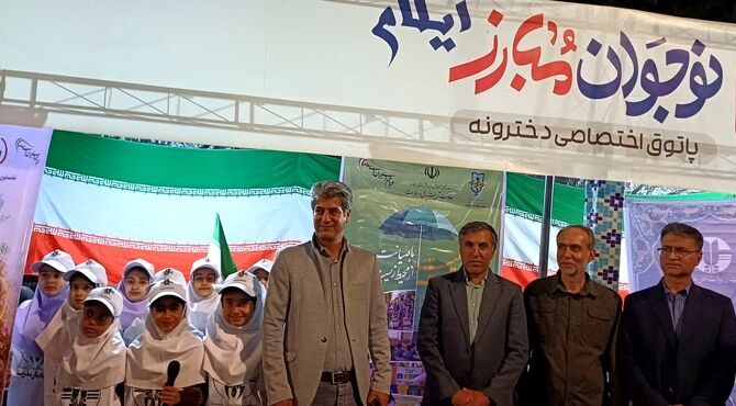 حضور محیط یاران در پاتوق نوجوانان مبارز در میدان ۲۲ بهمن شهر ایلام  