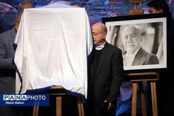 آیین تجلیل از خدمات حاج اکبر ابراهیمی، خیر نیک‌اندیش و مدرسه‌ساز