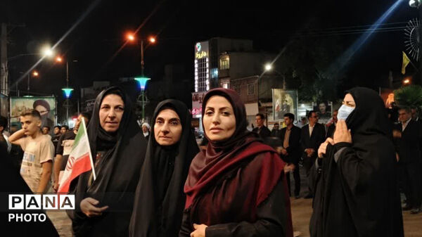 نود وهشتمین  قرار شبانه مردم انقلابی کوهدشت، در دفاع از وطن و بیعت با رهبری