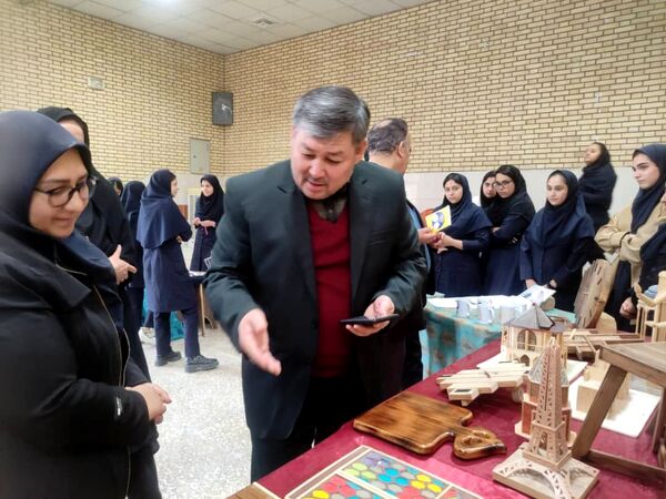 هفته ماها، هفته خلاقیت و ذوق هنری در مدارس زرقان 