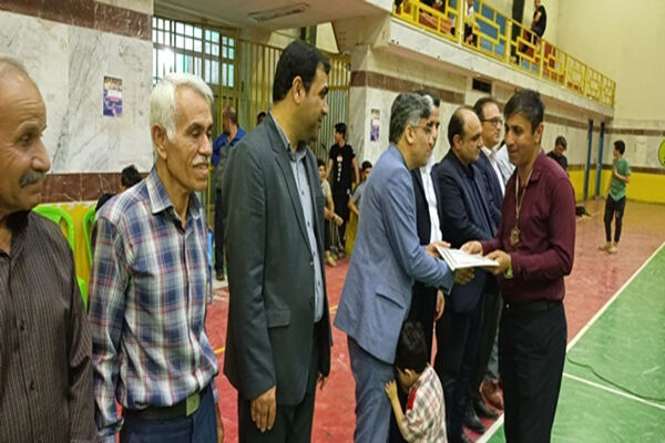 قهرمان مسابقات فوتسال فرهنگیان شهرستان دشتستان